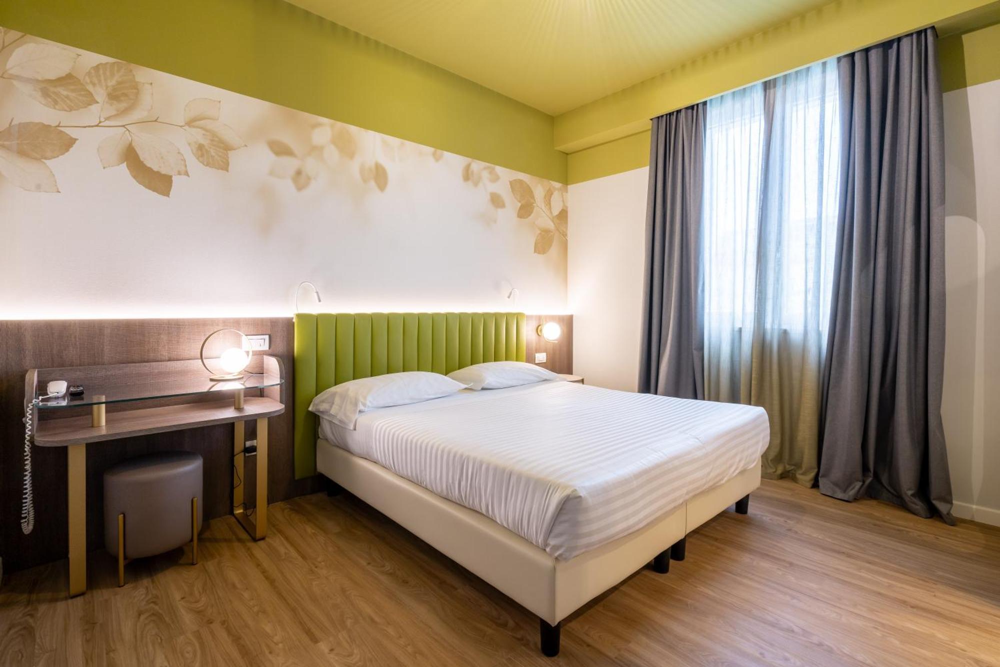 Hotel Regina Elena 57&Oro Bianco SPA Rimini Esterno foto